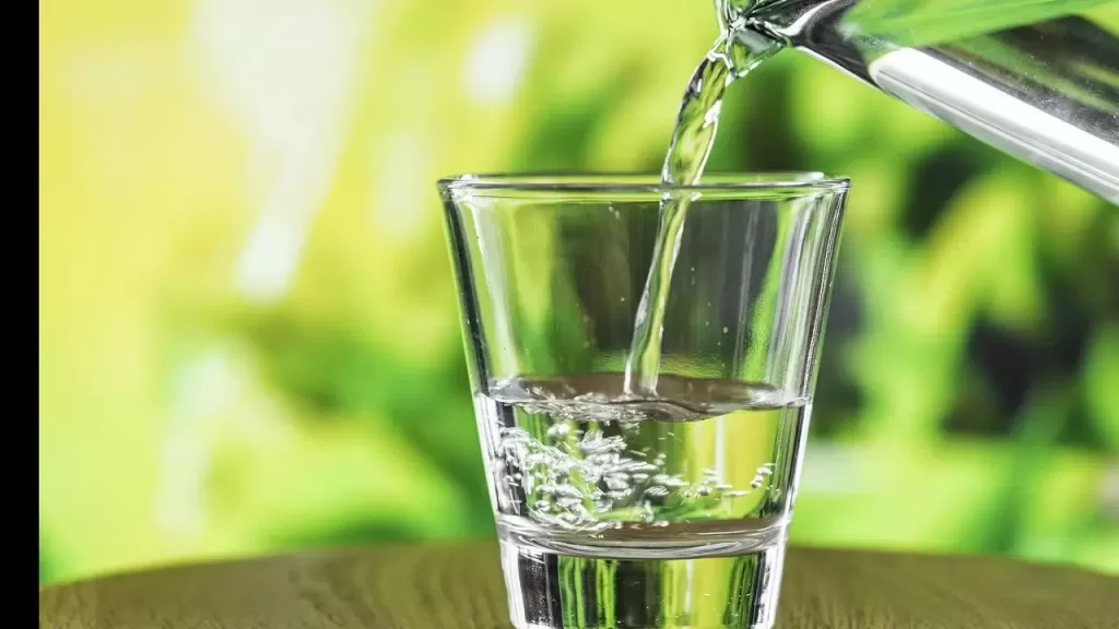 آنالیز آلودگی و کلر آب با روش طیف سنجی