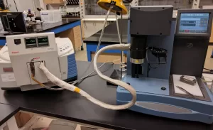 کاربردهای آنالیز FTIR در تحقیقات و صنعت